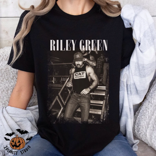 Riley Green Tee