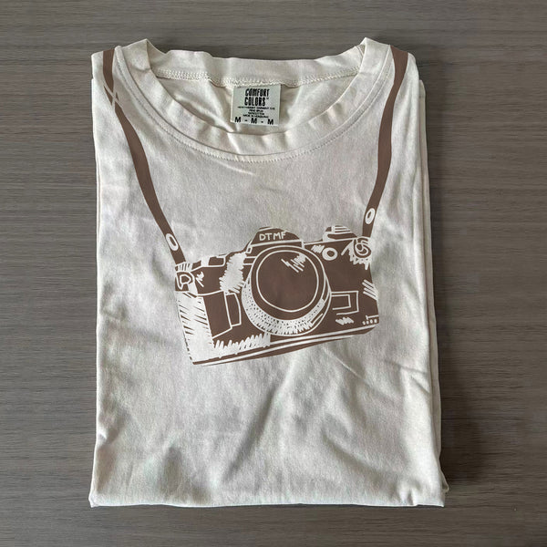 Debi Tirar Mas Fotos Camera Shirt