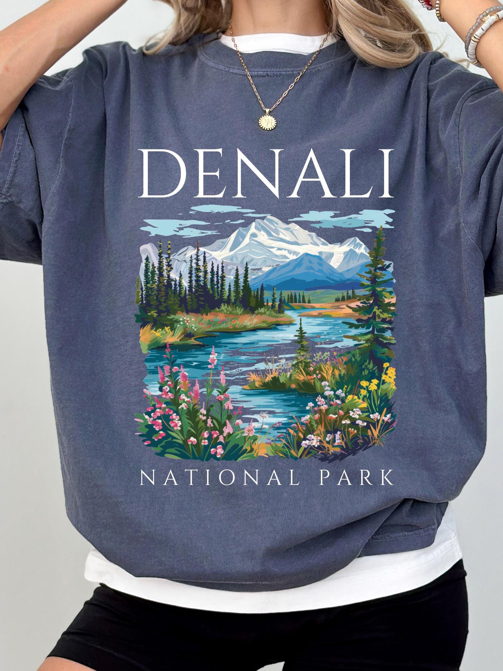 Denali National Park Vintage Crew Neck T-shirt