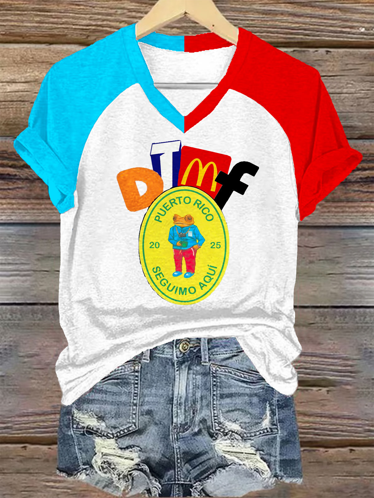 Puerto Rican Badburnny V-neck T-Shirt