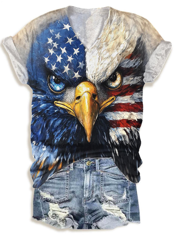 Camiseta con cuello en V y estampado de águila y bandera del Día de la Independencia 