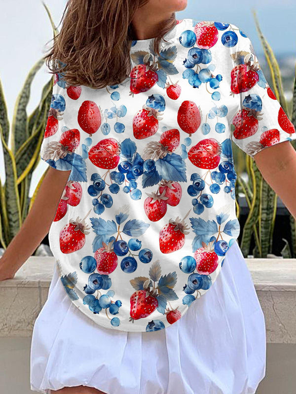 Camiseta de cuello redondo con estampado de fresas y arándanos de primavera y verano 